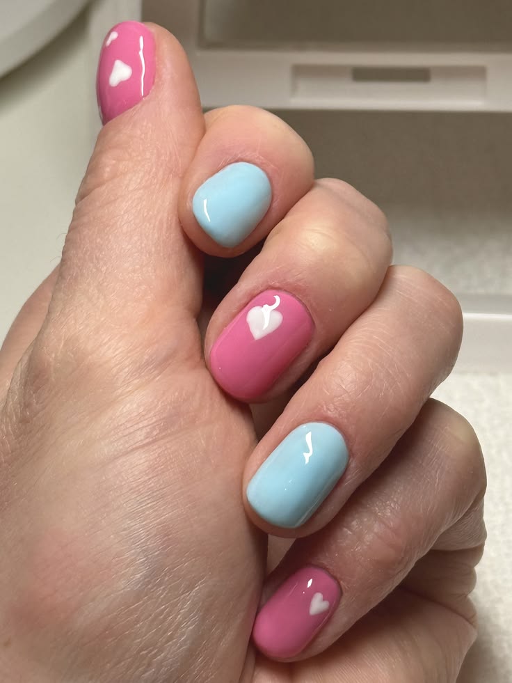 Baby Shower Nails (12)