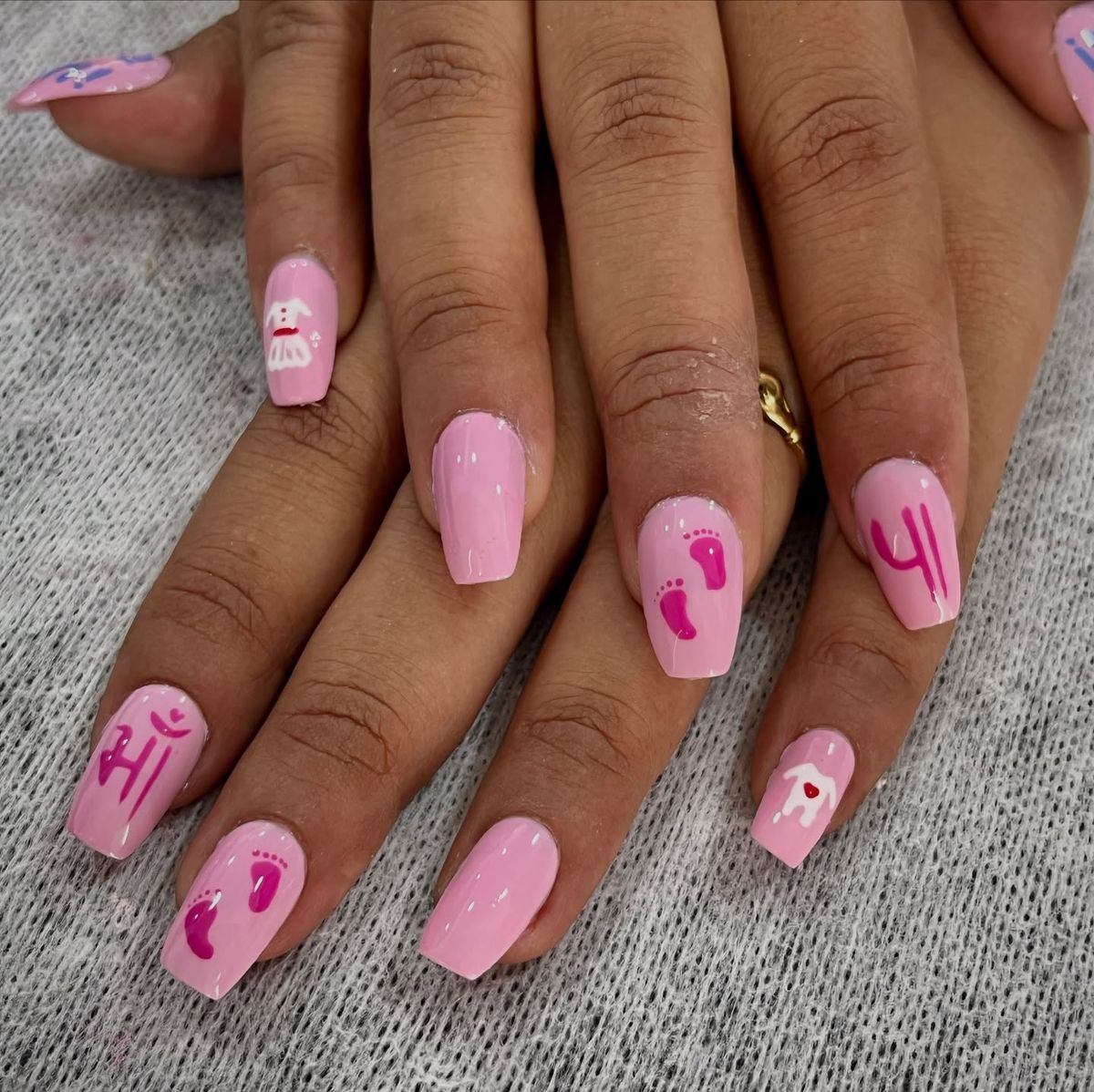 Baby Shower Nails (8)