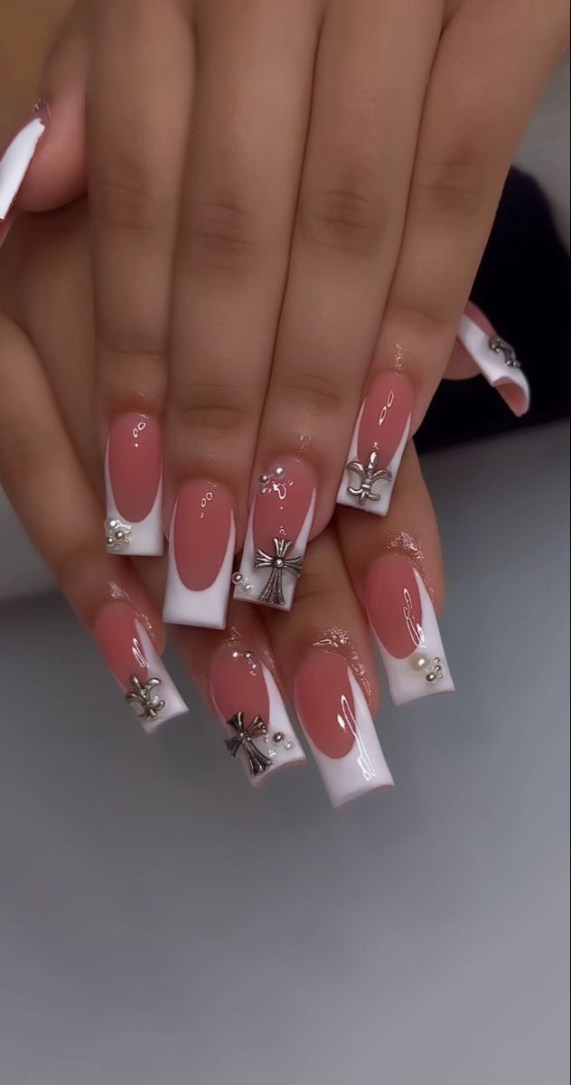 Baddie Nails (10)
