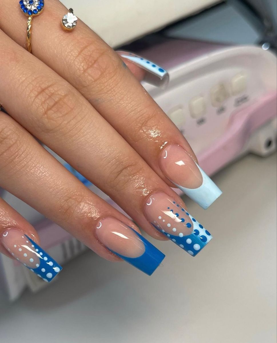 Baddie Square Nails (5)