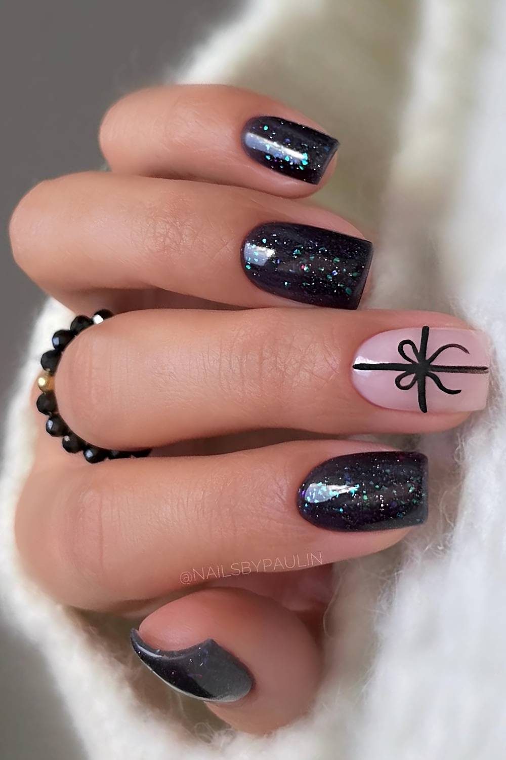 40+ Christmas Nails 2026 You'll Love This Season