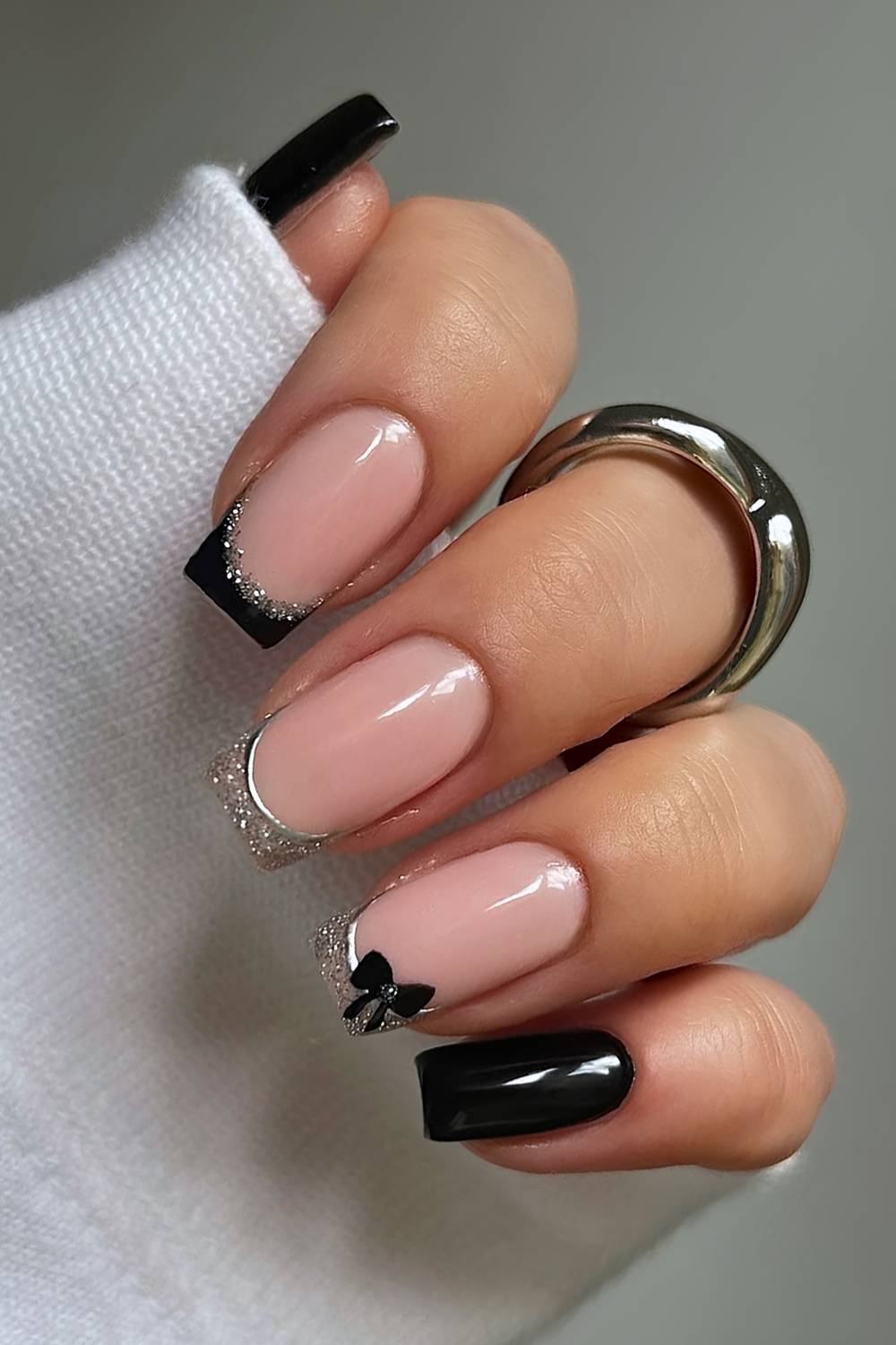 Black Gold French Bow Elegant Nails