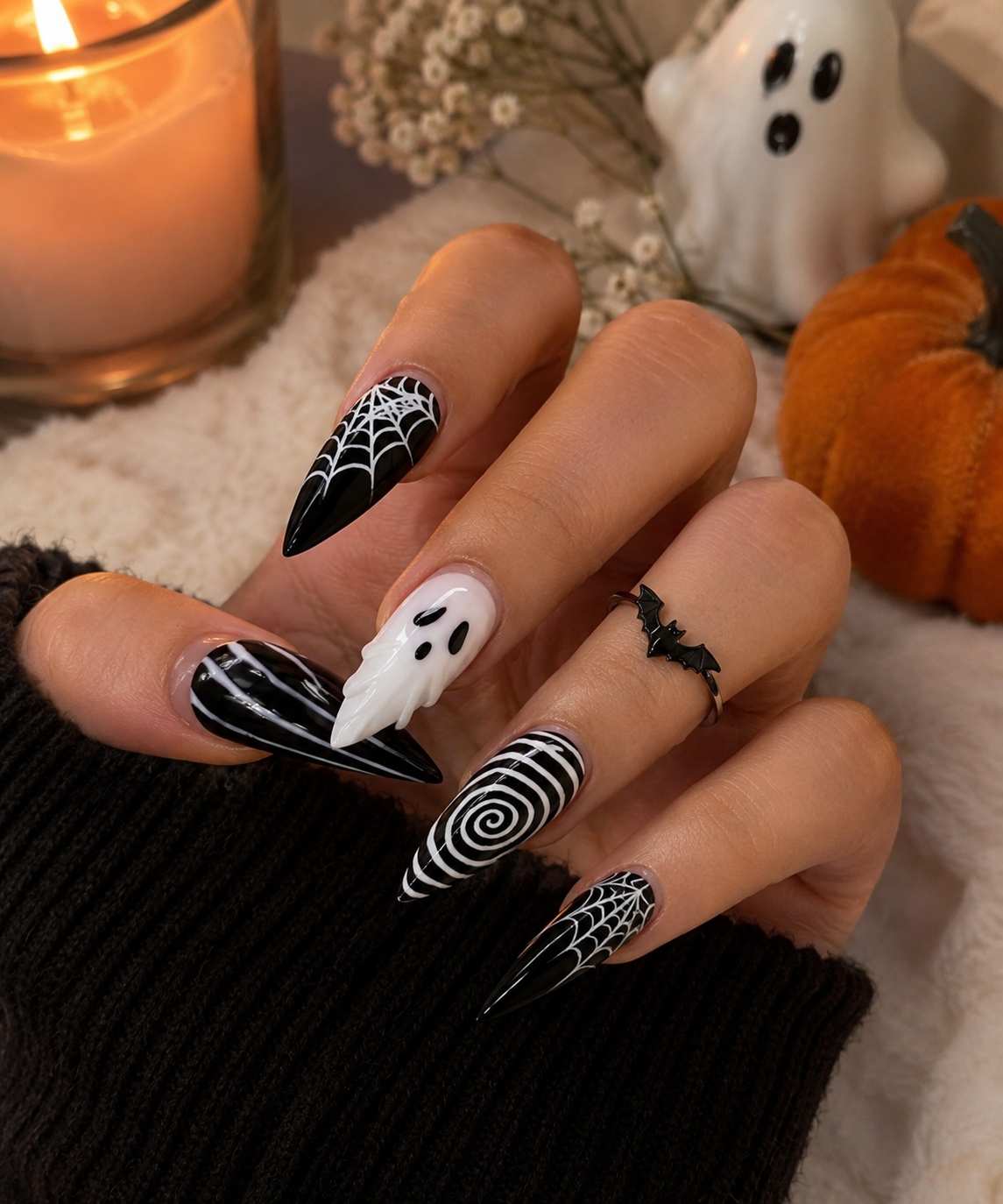 40+ Halloween Nail Design Ideas You’ll Want to Try This October 🎃✨