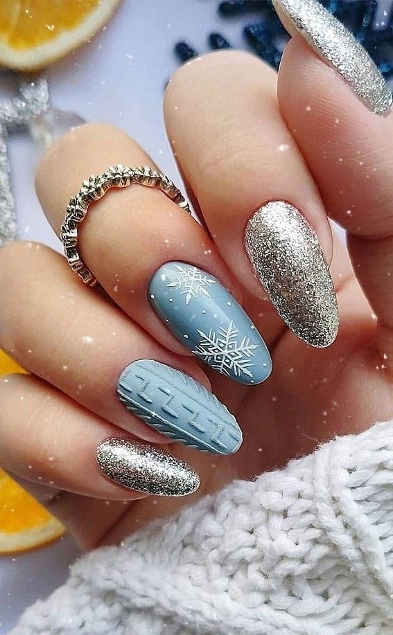 Blue Cable Knit Glitter Sweater Nails