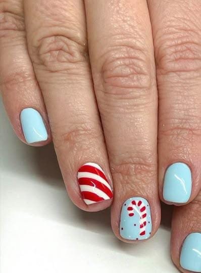 35+ Simple Short Christmas Nails You'll Love