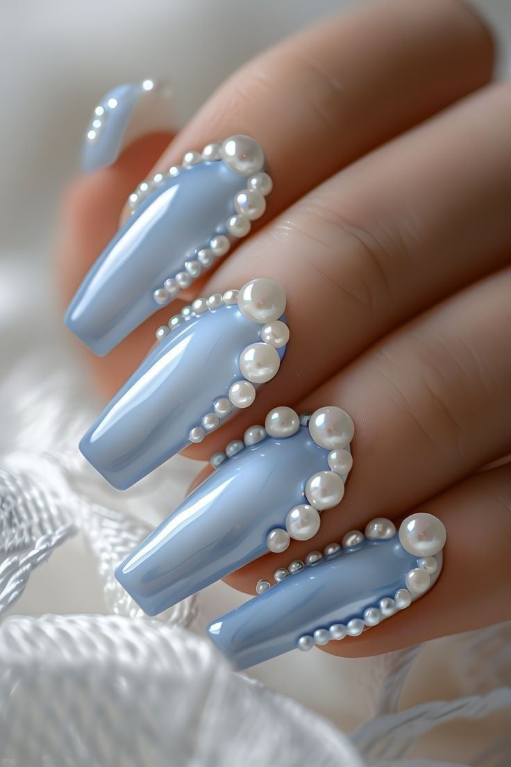 35+ Rhinestone Nails 2026 for a Sparkling Manicure