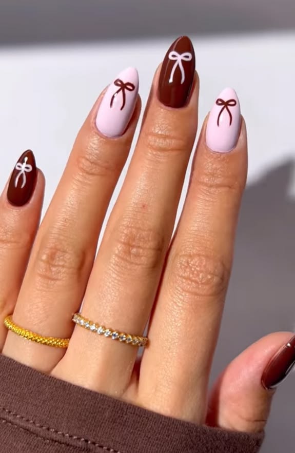 Bow White And Brown Nails