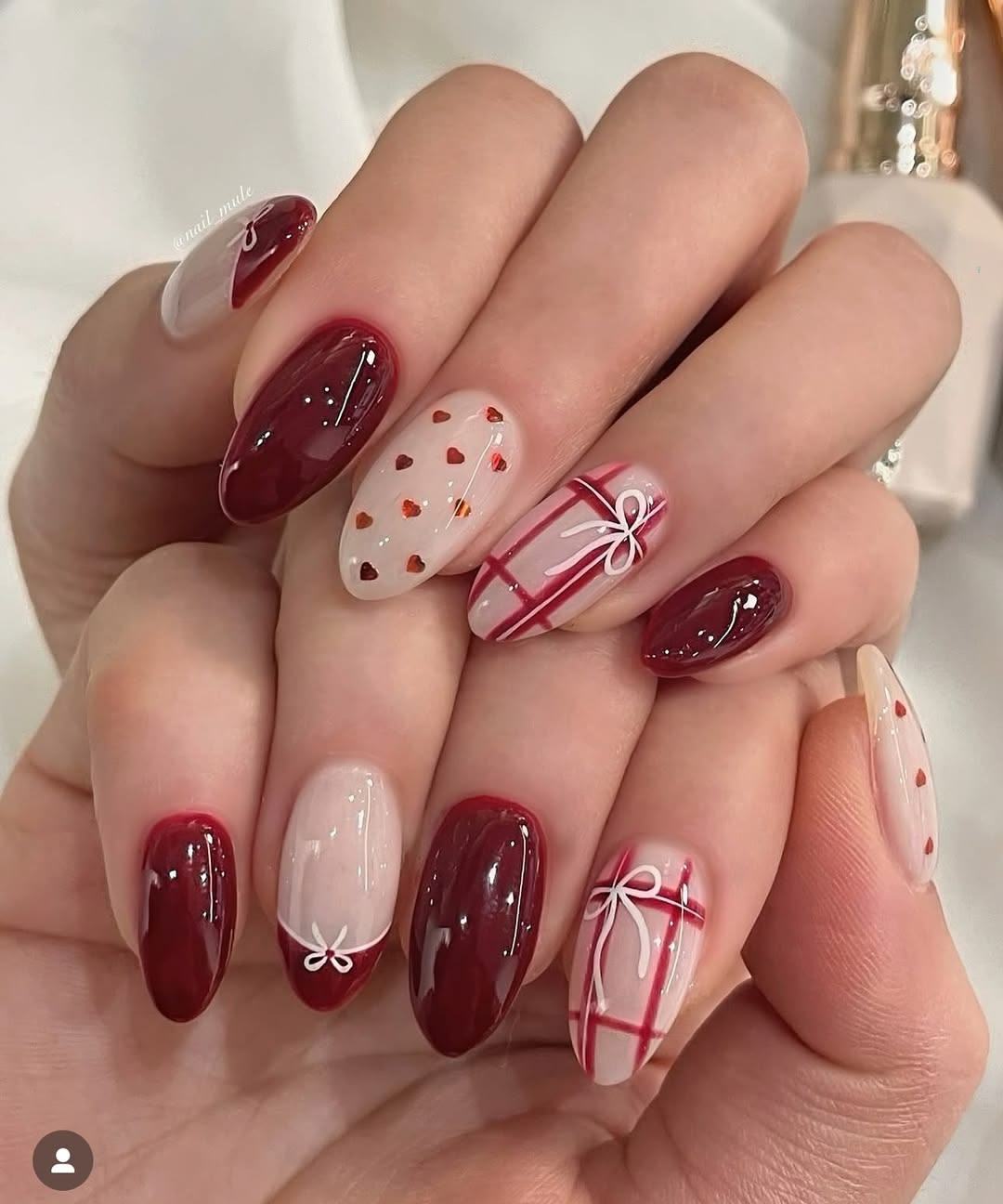 Burgundy Bow Heart Nails