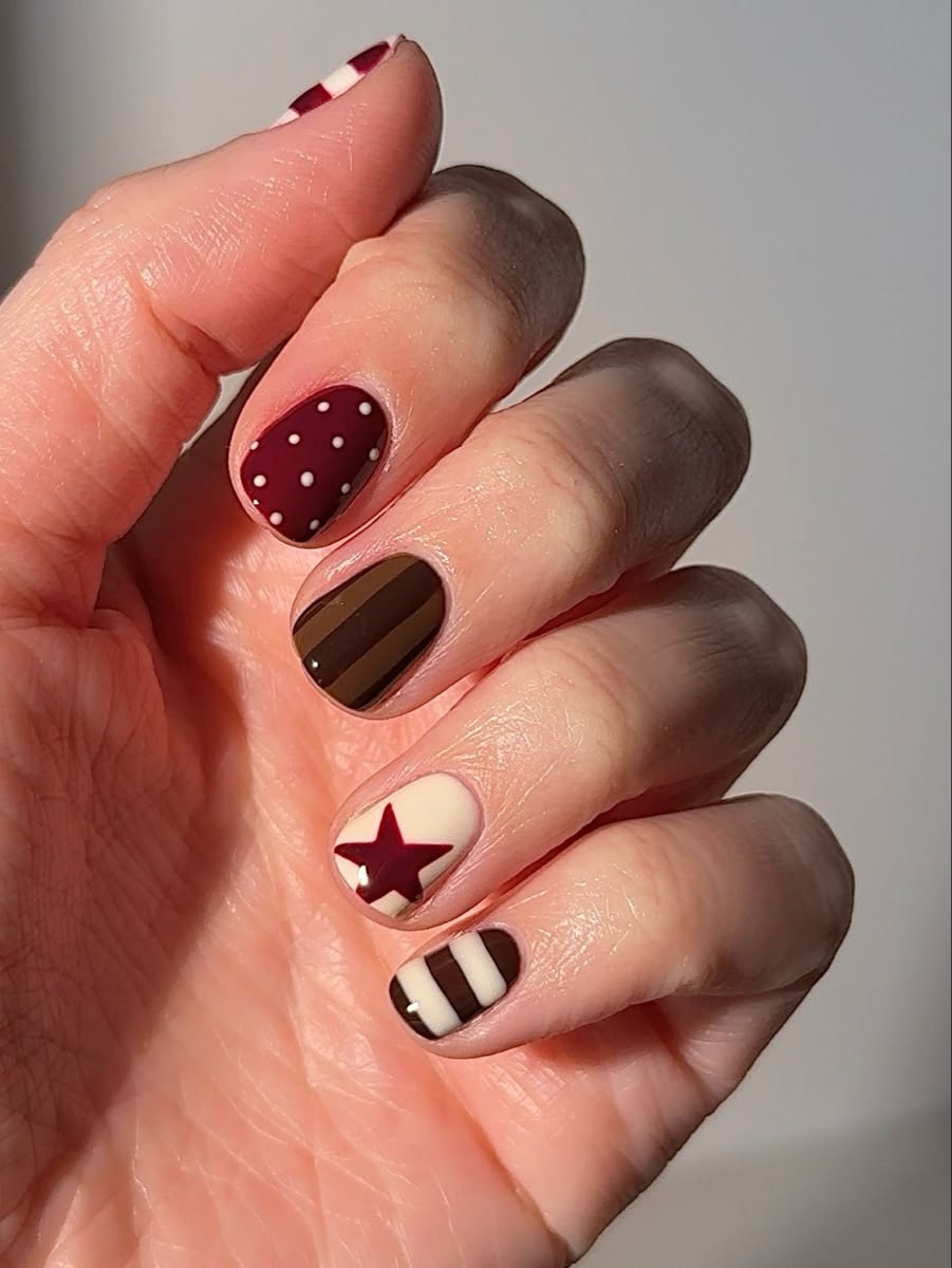 Burgundy Star Accent Nails
