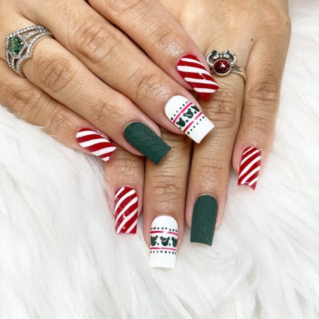 Candy Cane Stripe Mickey Sweater Disney Nails