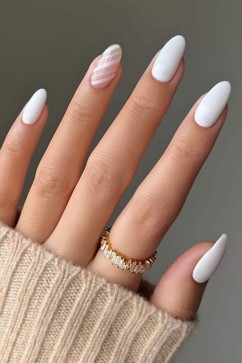 Candy Stripe Accent Simple Nails