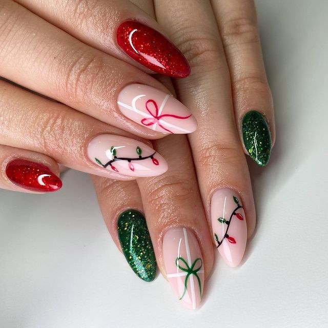Christmas Lights Gift Bow Nails