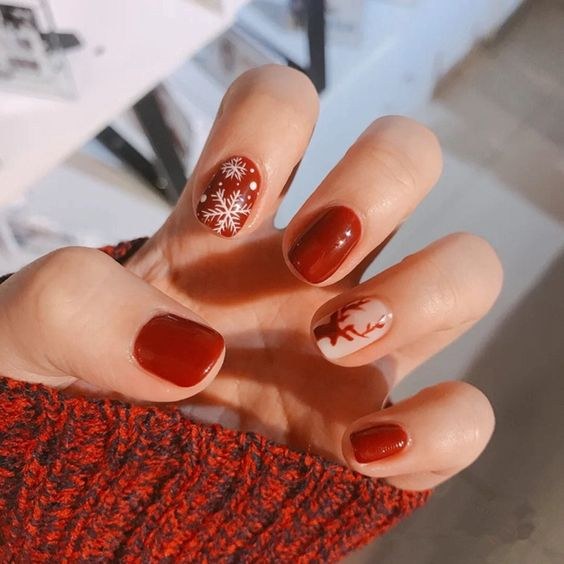 Christmas Motif Mix Red Nails