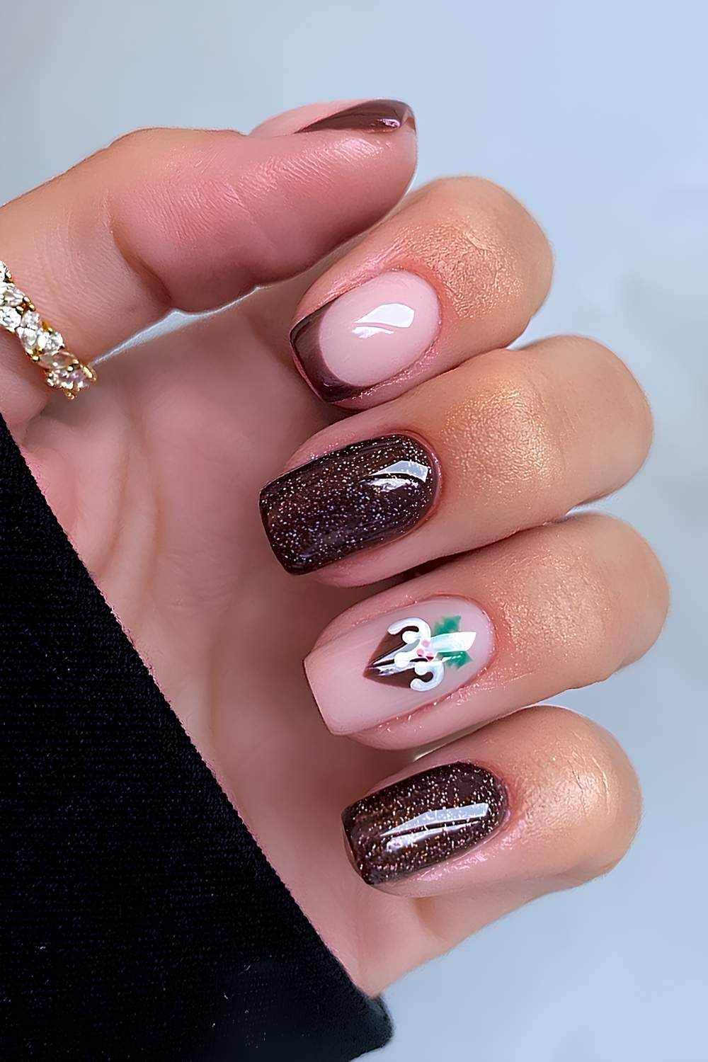 Christmas Pudding Brown Short Nails