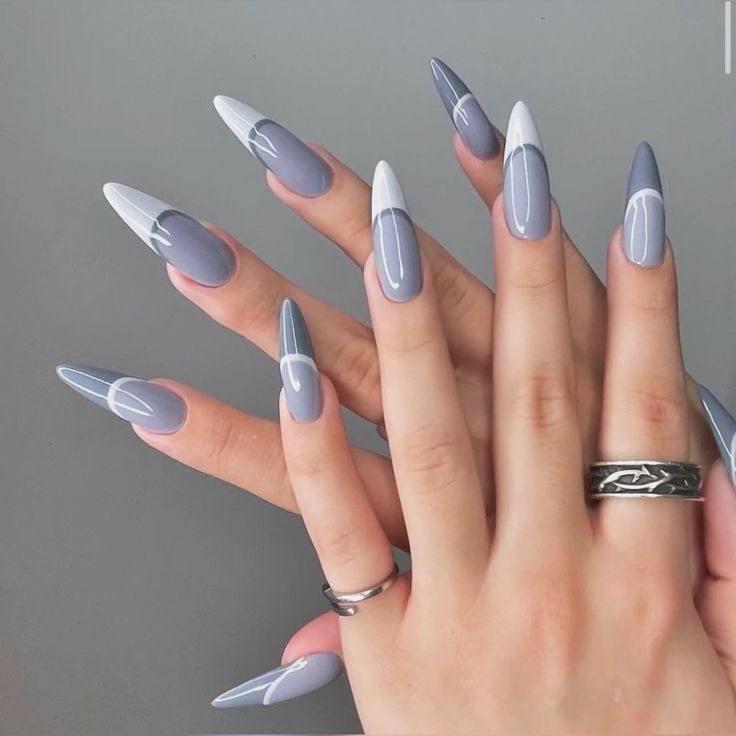 Classy Stiletto Nails Designs (4)