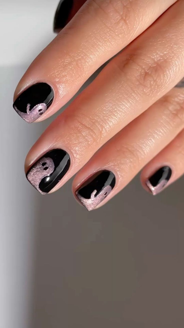 Cute Ghost Nails