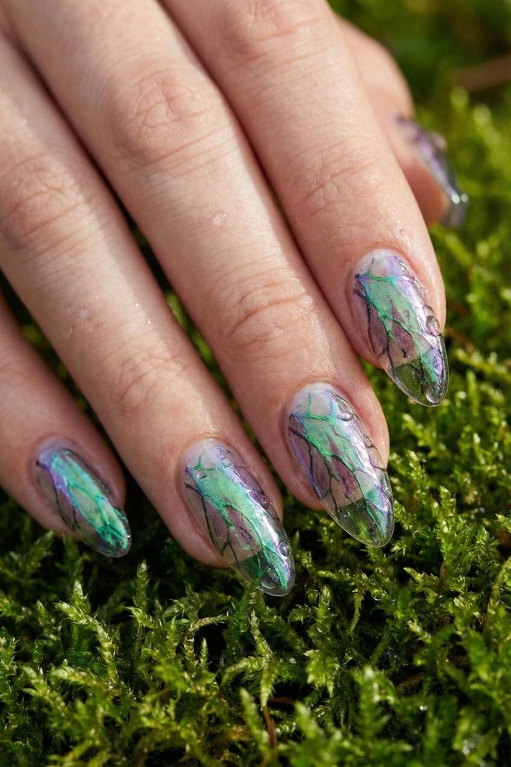 Dragonfly Nails (13)