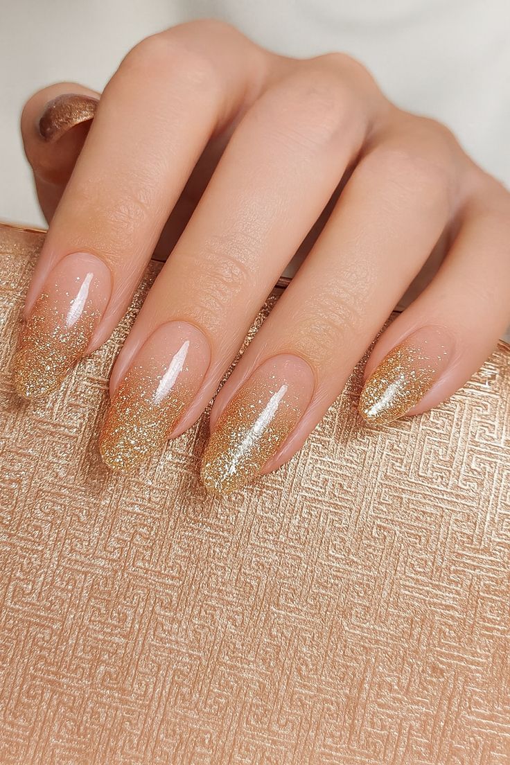 Elegant Rose Gold Clutch Glitter Nails