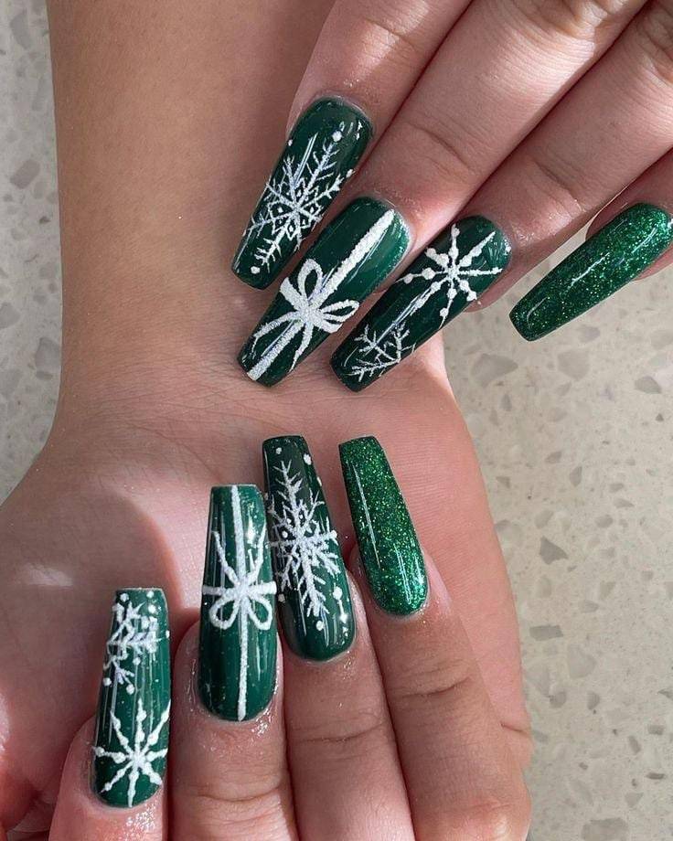 Emerald Snowflake Bow Long Christmas Nails