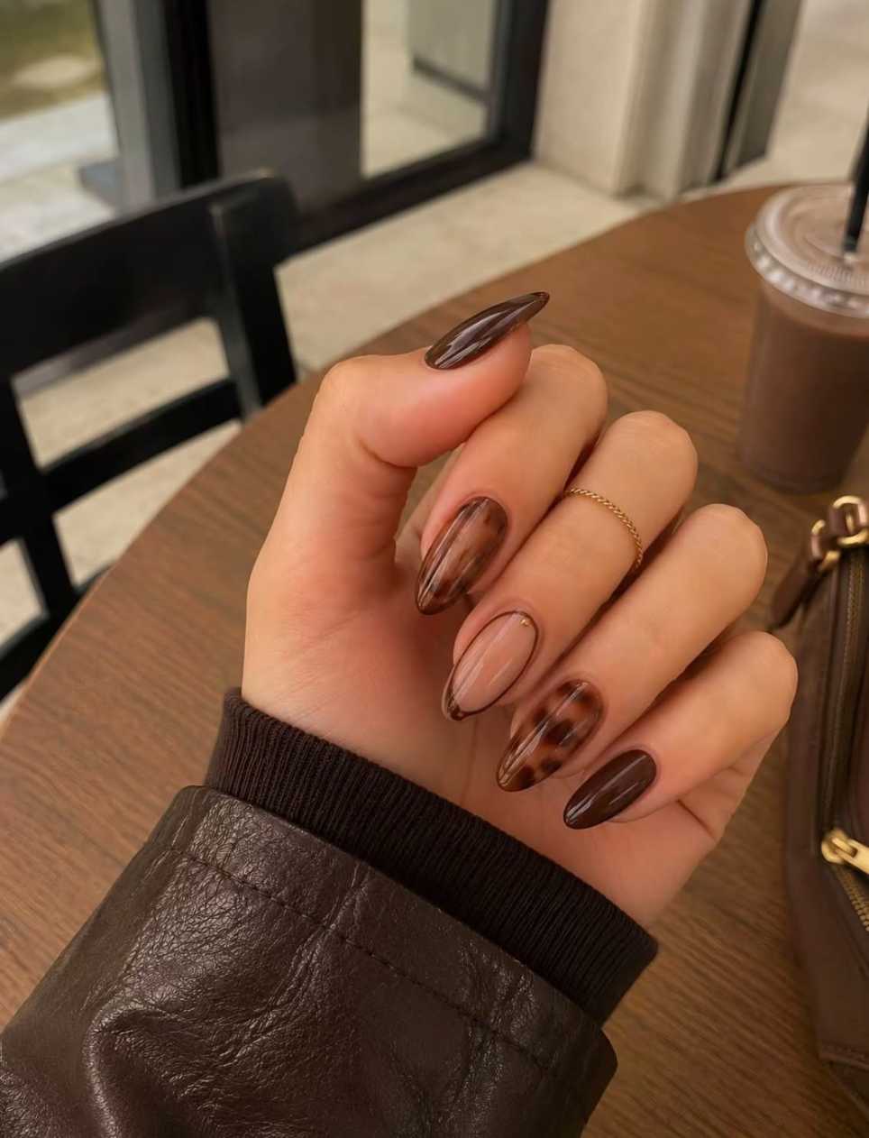 Espresso Chocolate Brown And Tortoiseshell Almond Fall Nails