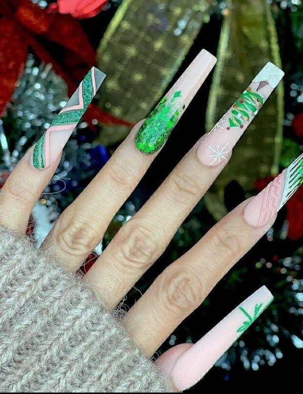 Frosted Tree Tip Long Christmas Nails