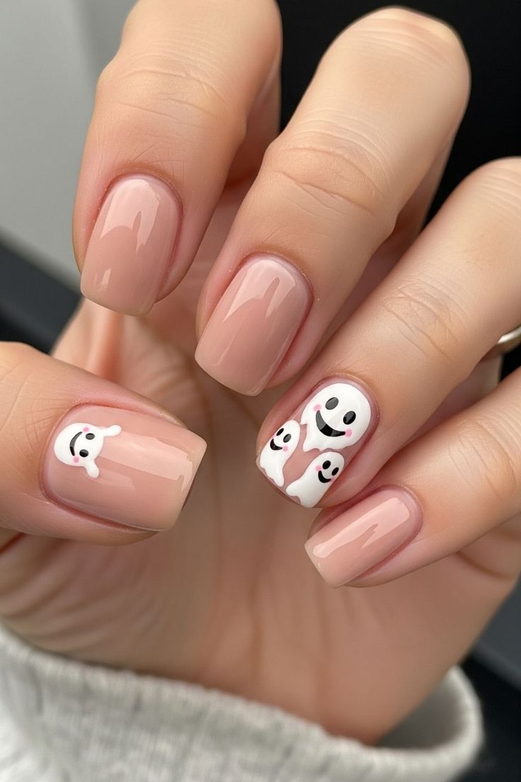 Ghostly Smile Nails Cute & Simple Halloween Nails