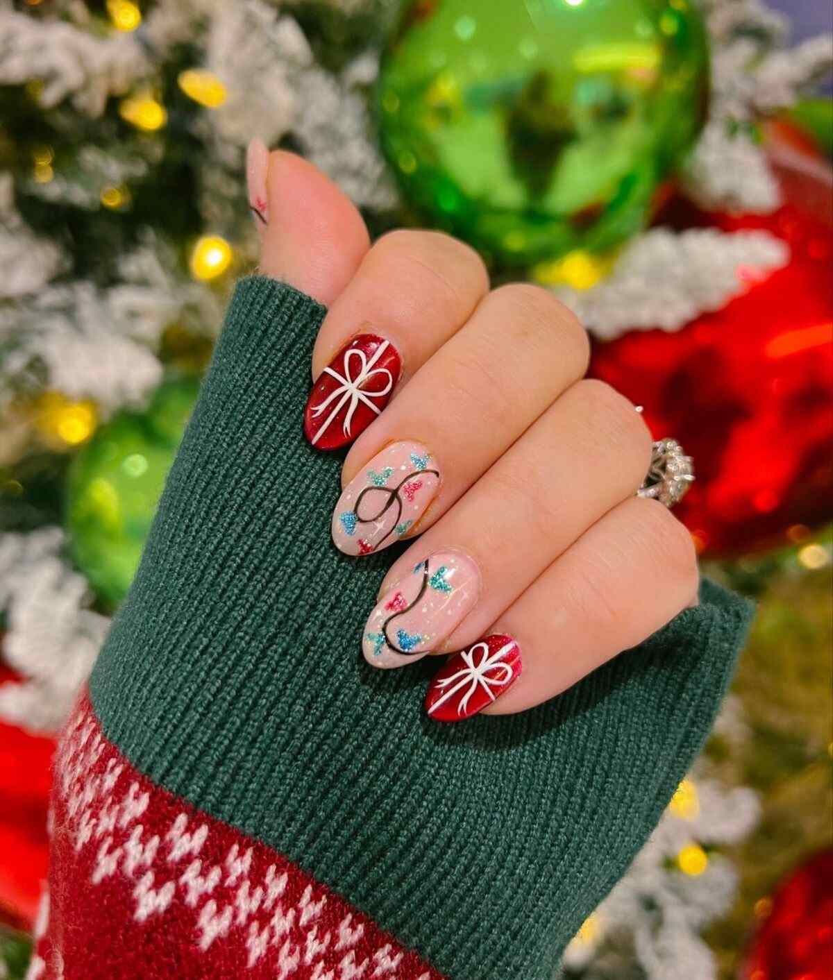 Gift Bow String Light Almond Nails