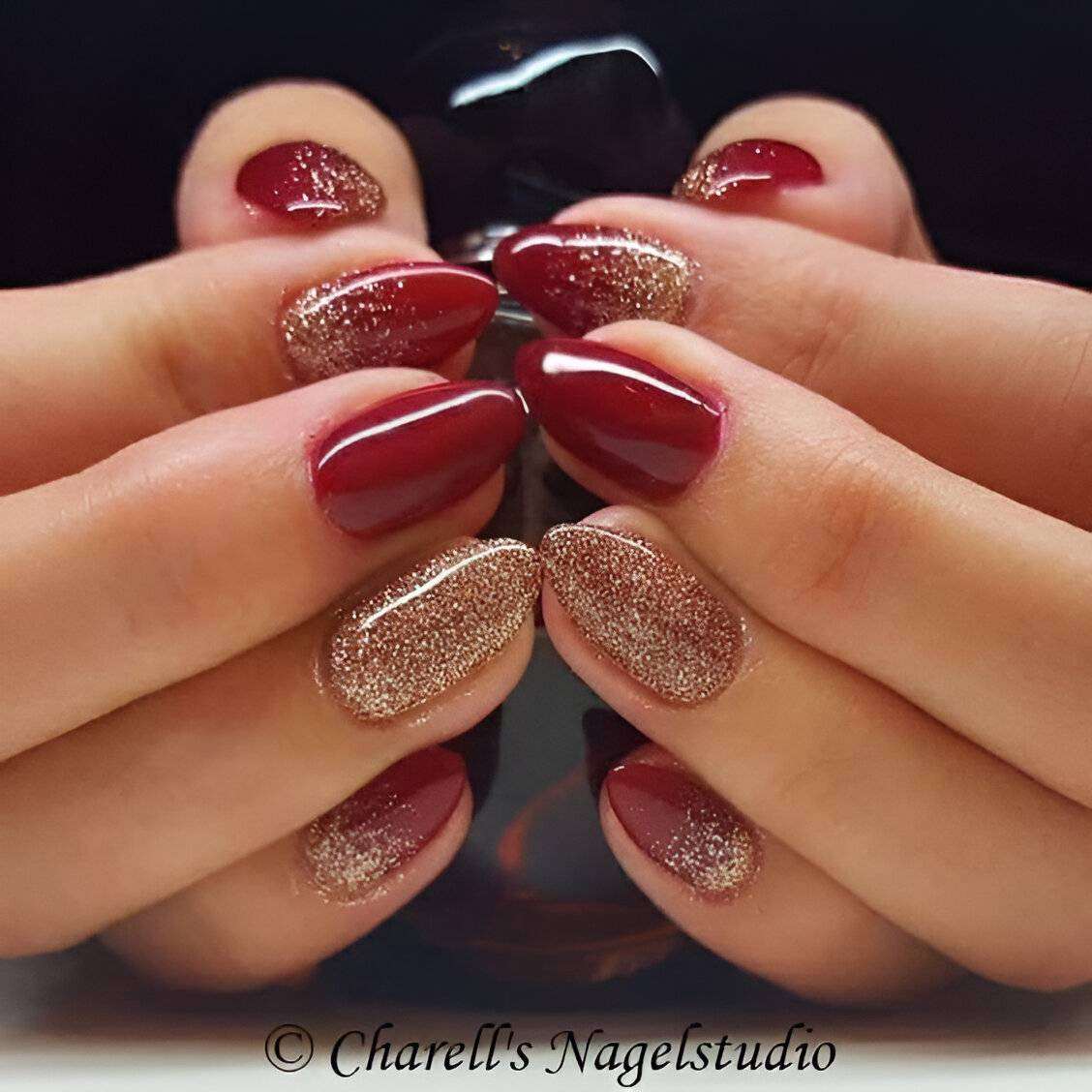 Gold Glitter Red Delight Nails