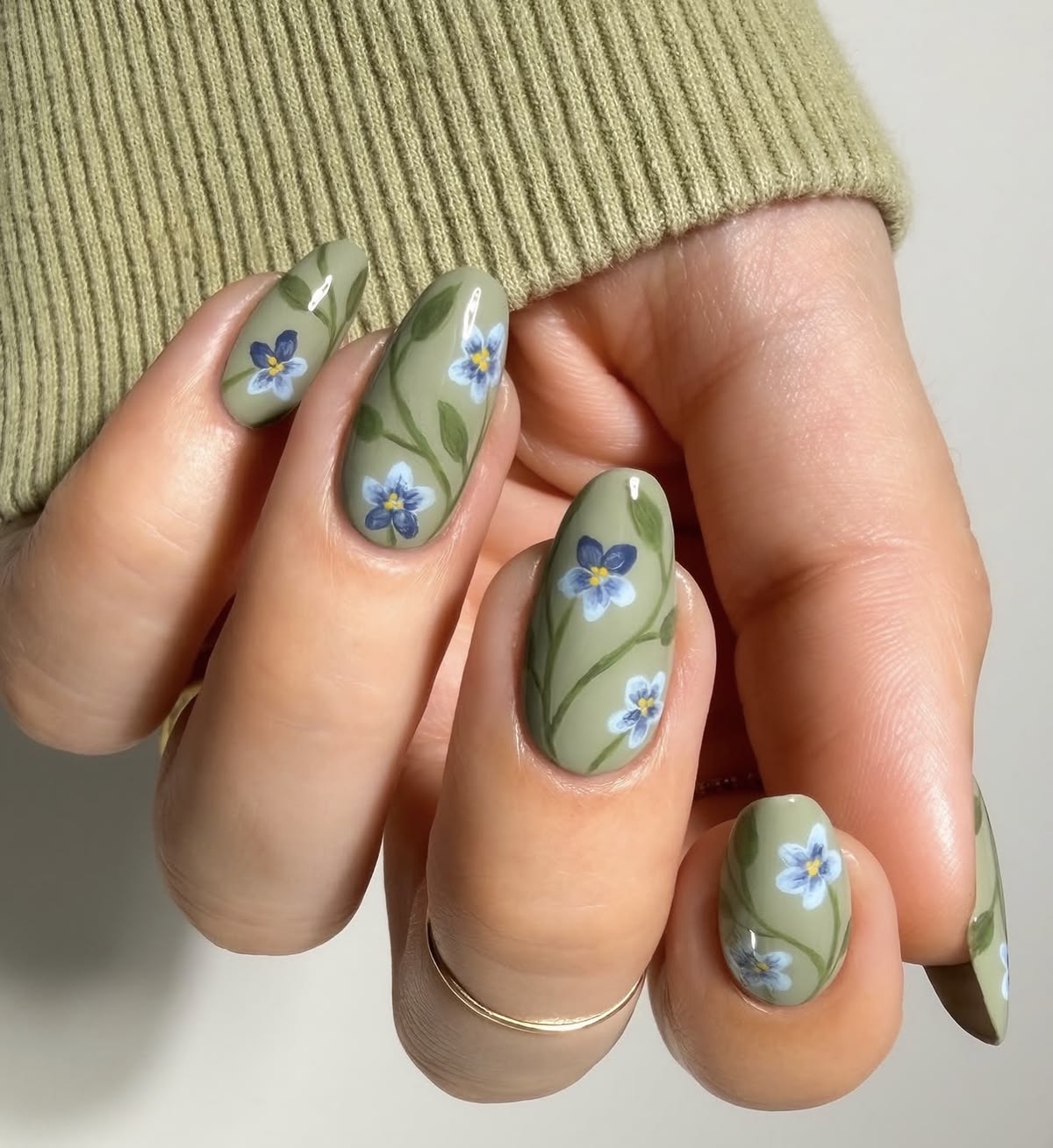 Green Floral Nails