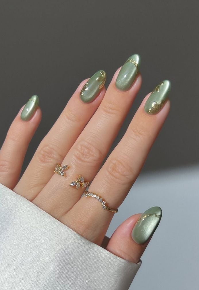 Green Flower Nails