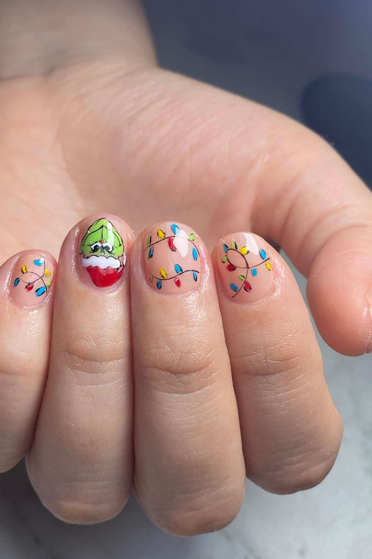 Grinch Face Christmas Lights Nails