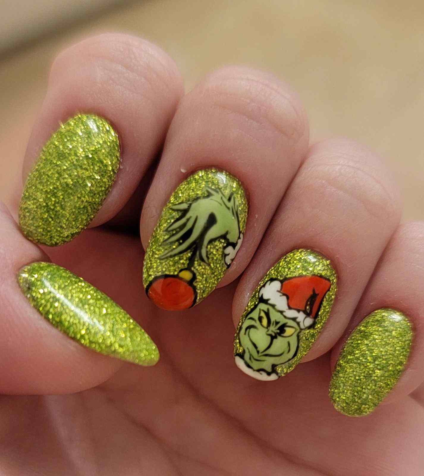 Grinch Face Glitter Green Nails