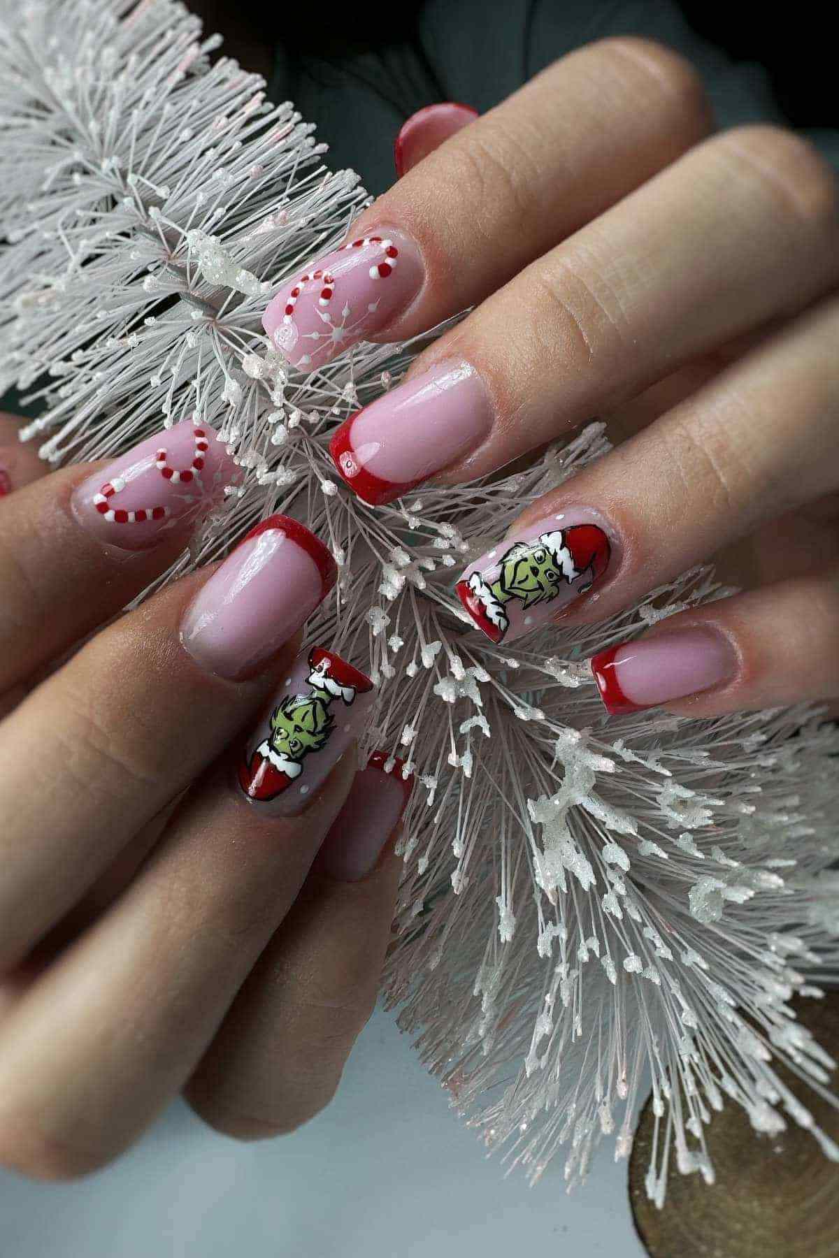 Grinch Santa Hat Heart Nails