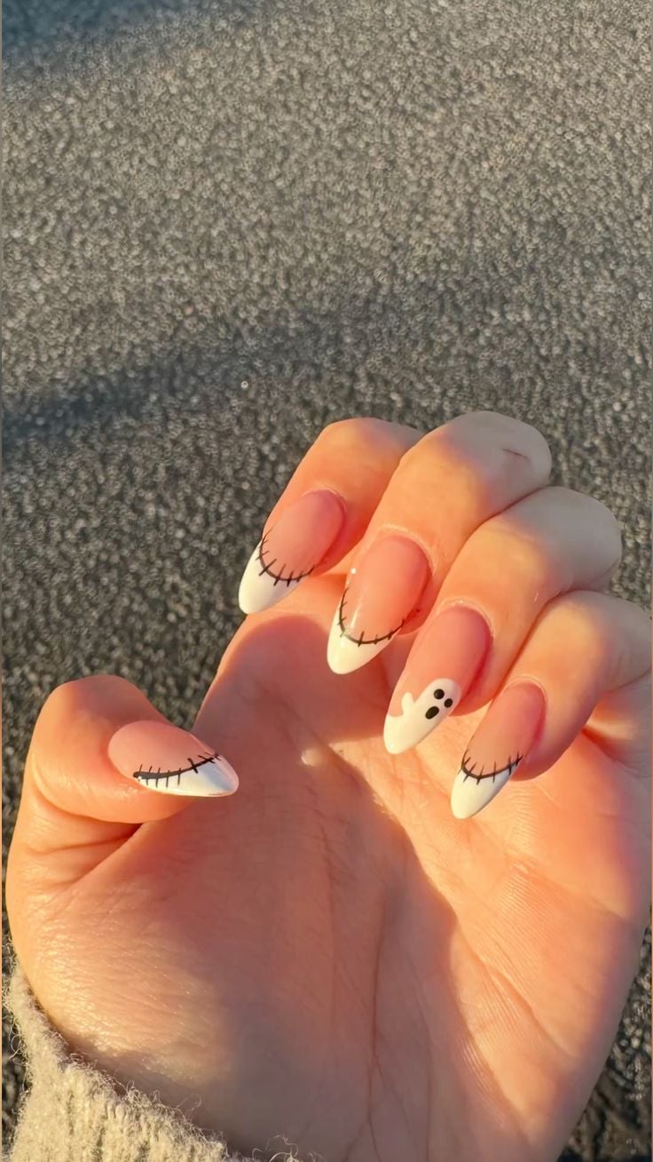 Halloween Ghost Nail