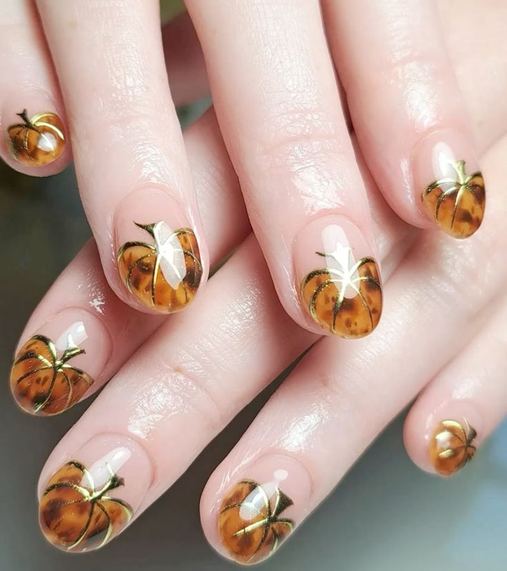 Halloween Pumpkin Nails