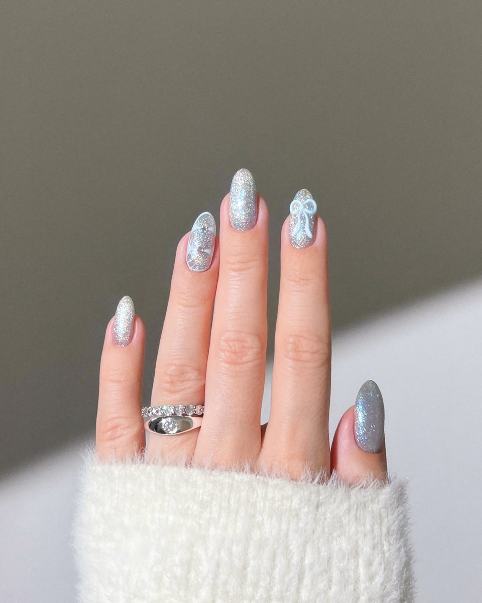 Icy Glitter Bow Nails