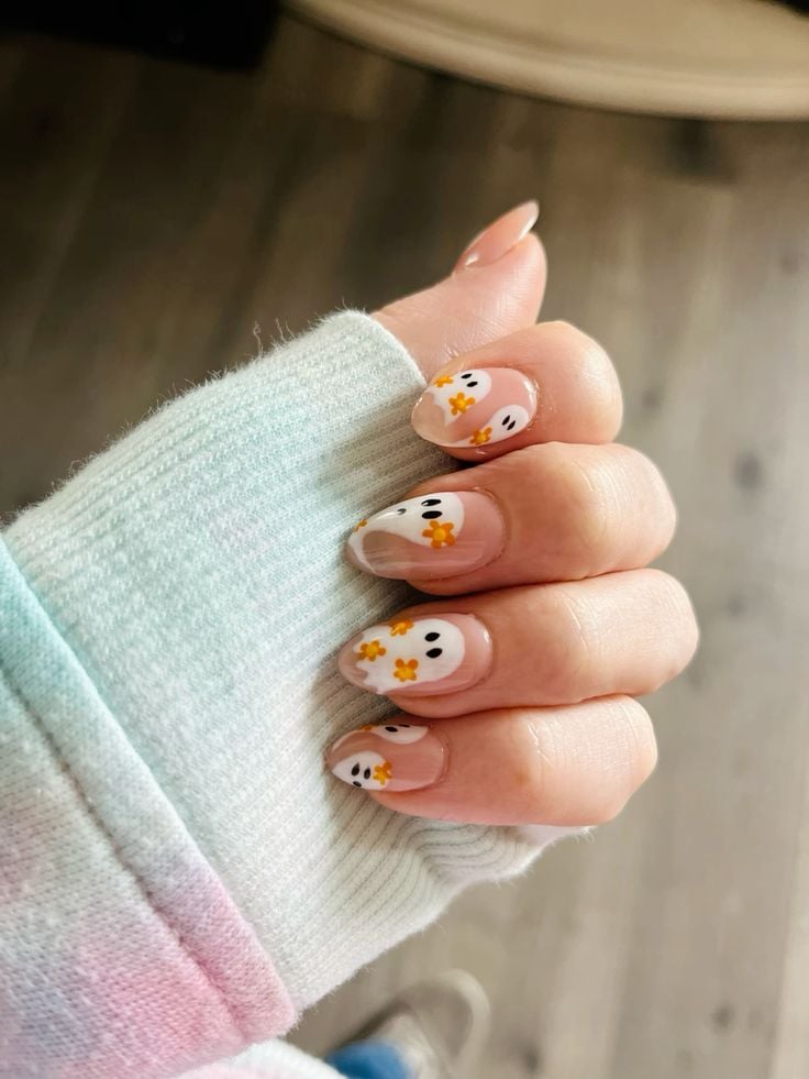 Little Fall Ghosts Nails