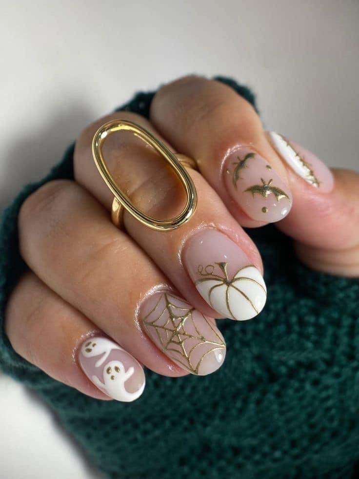 Luxury Gold Chrome Halloween Pumpkin And Ghost Milky Nails