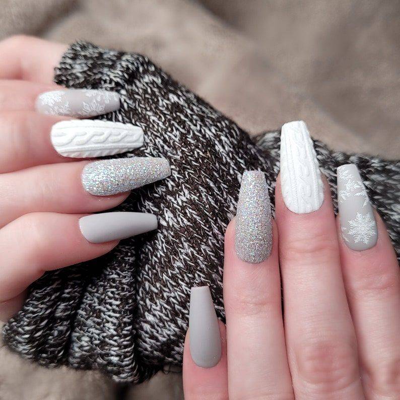 Matte Classy Silver Nails