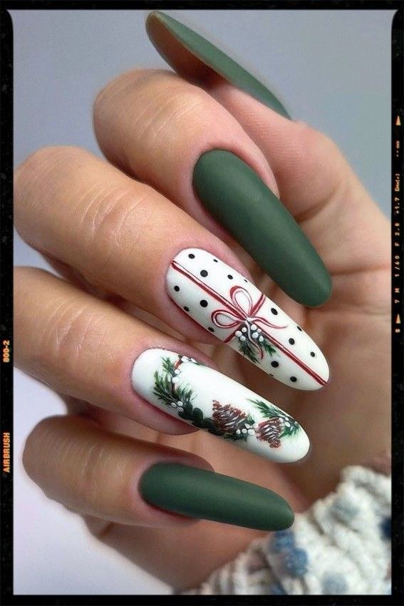 Matte Green Gift Detail Nails