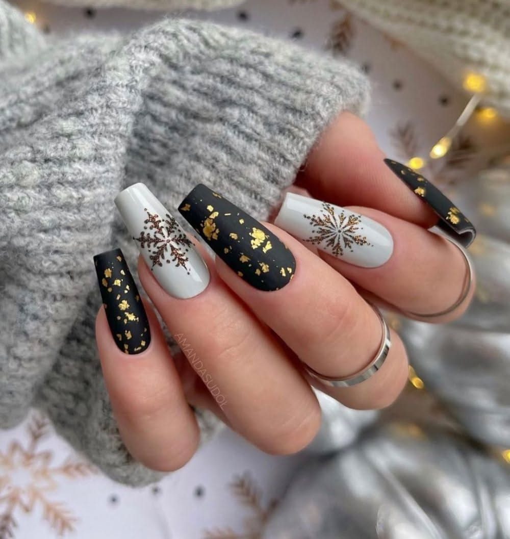 Matte Silver Black Nails