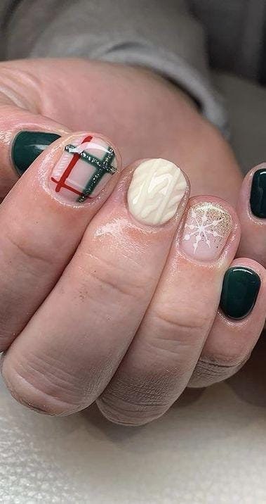 Merry Mini Accent Short Nails