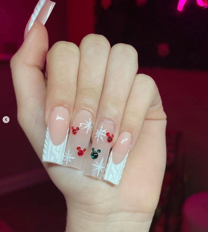 Mickey Gem Ornament Sweater Tip Disney Nails