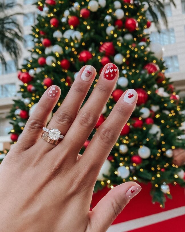 Minnie Polka Dot Christmas Tree Disney Nails