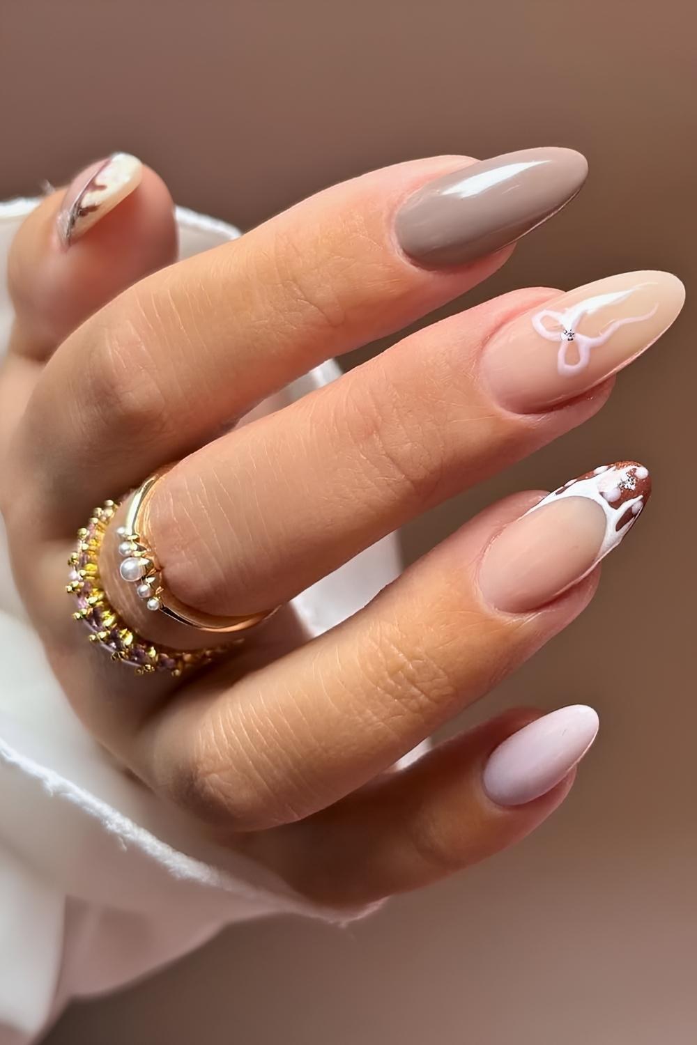 Neutral Gingerbread Bow Art Nails