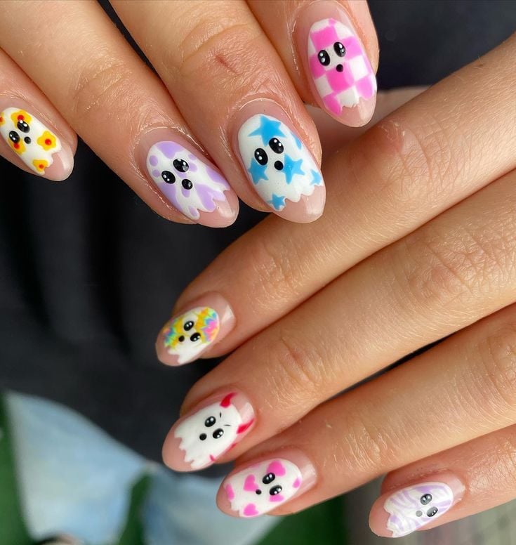 Pastel Aura Ghosts Nails