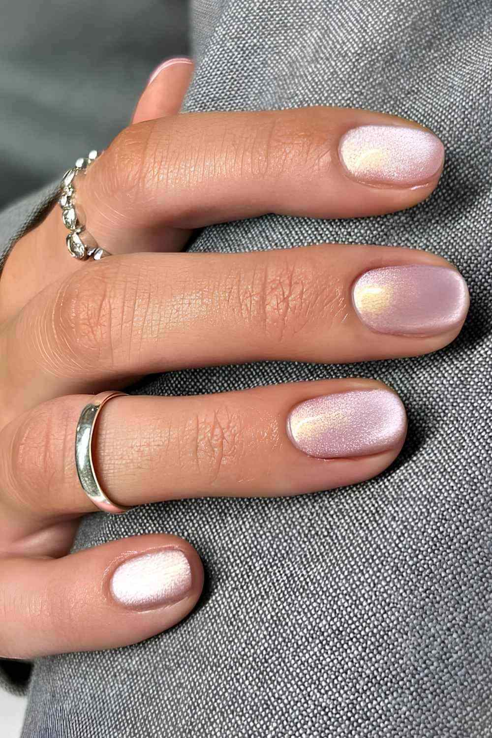 Pink Champagne Velvet Short Nails