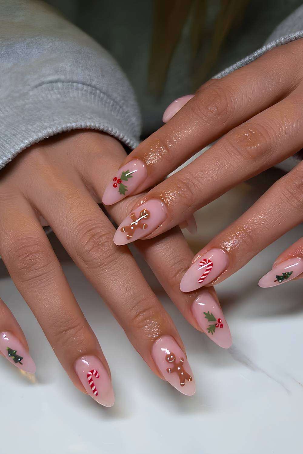 Pink Christmas Motif Gingerbread Man Nails