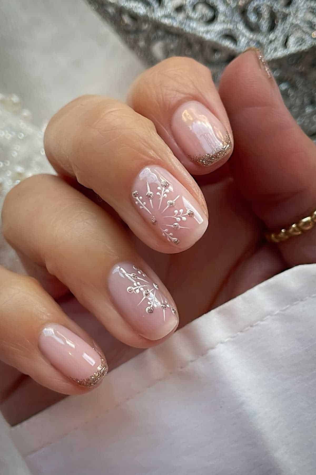 Pink Gold Snowflake Short Nails