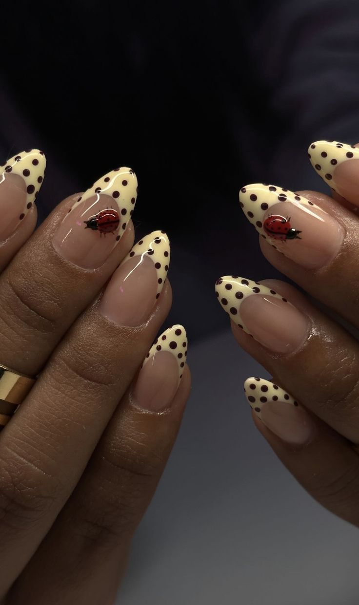 Polka Dot Nail Ideas (10)